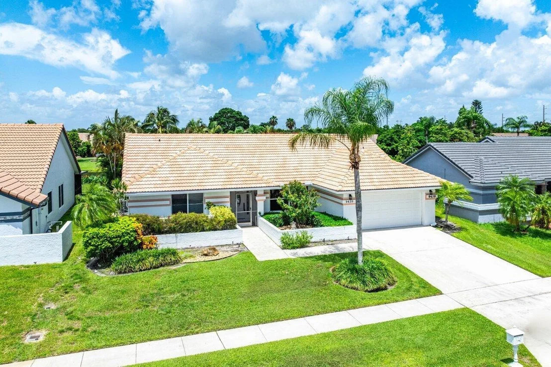 Photo of 9439 Sun Pointe Drive
