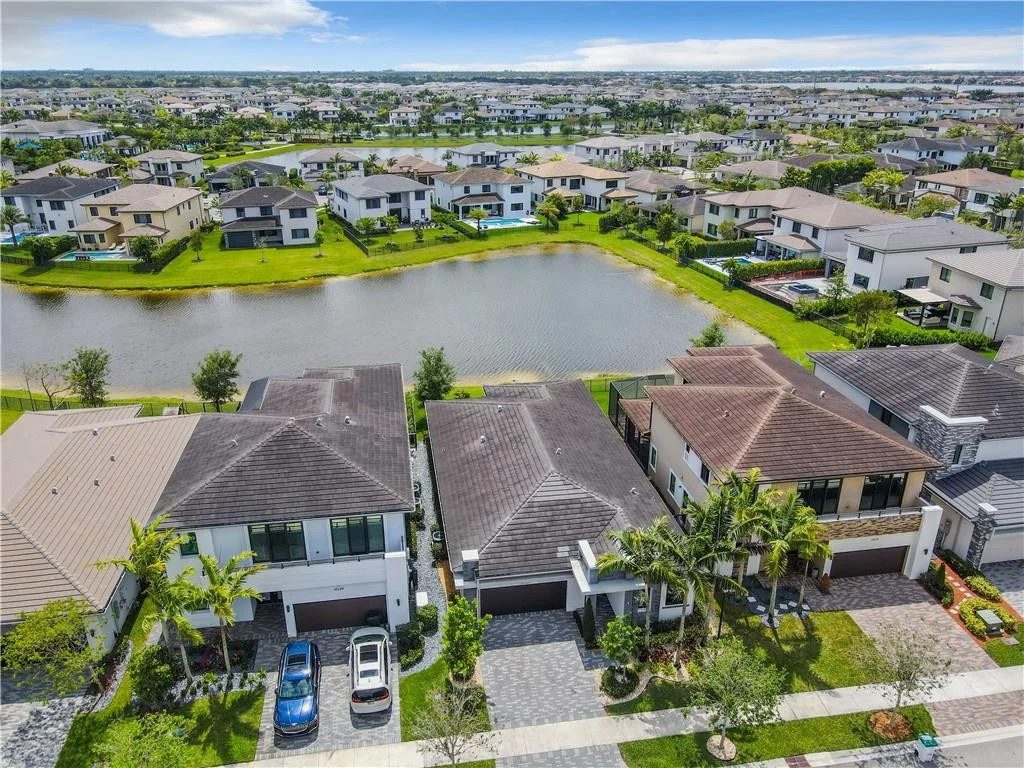Photo of 10500 Waves Way