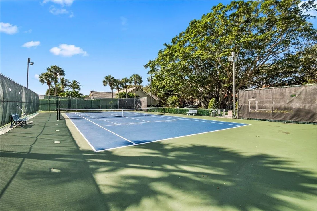 Photo of 2640 Devon Court Court