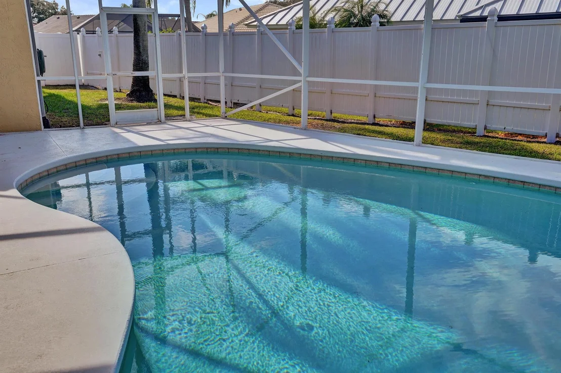 Photo of 603 N Cypress Drive