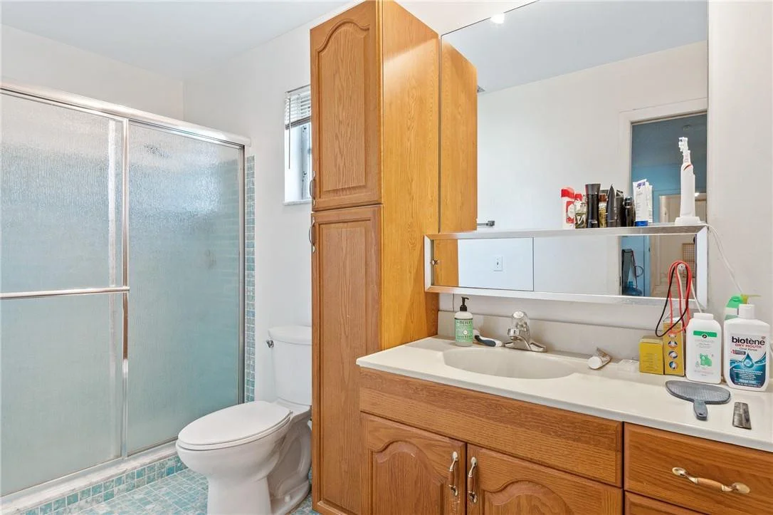Photo of 636 West Drive
