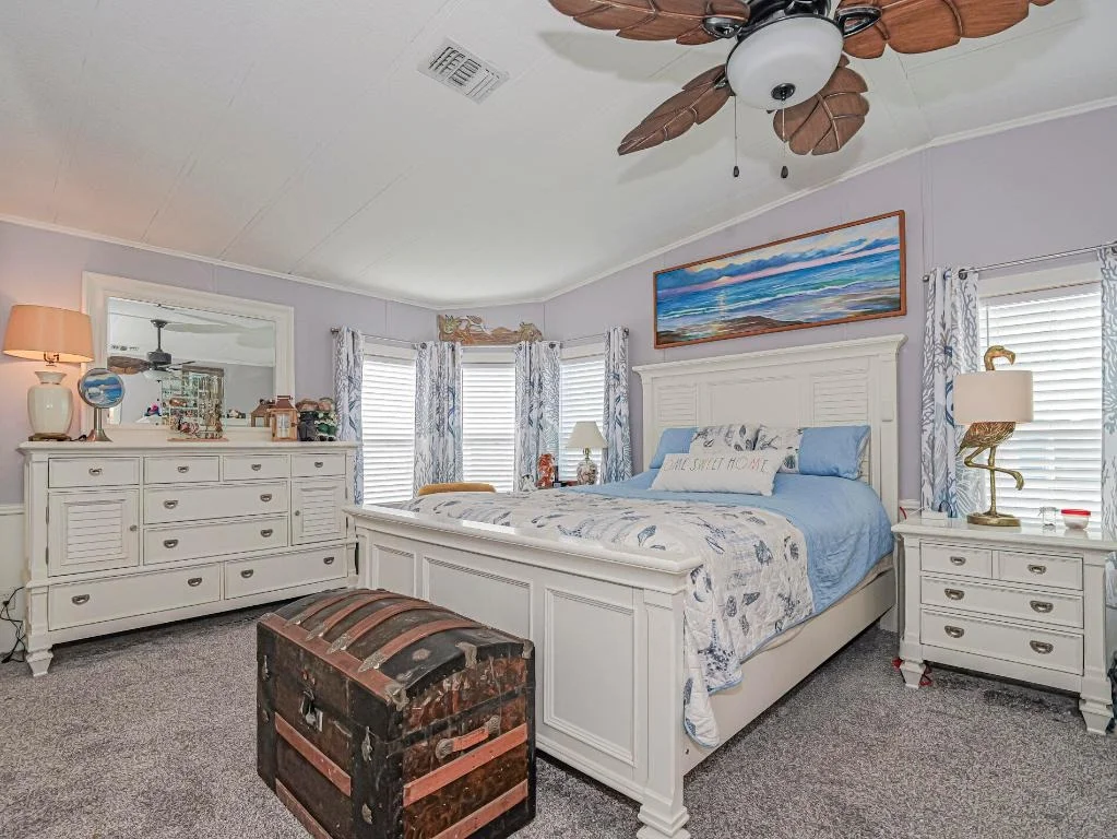 Photo of 409 Avocado Drive