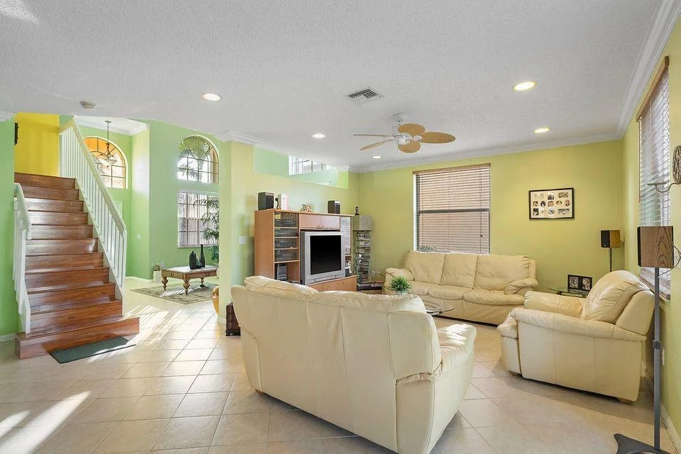 Photo of 6112 Oak Bluff Way