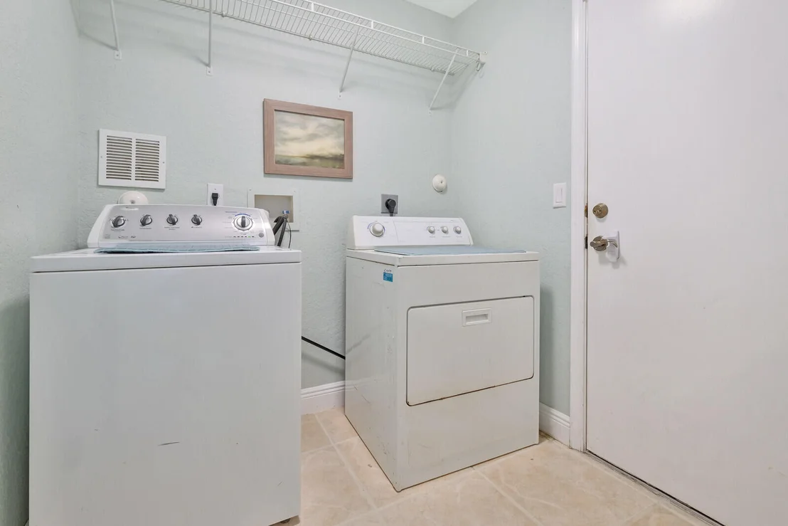 Photo of 6109 Spring Isles Boulevard