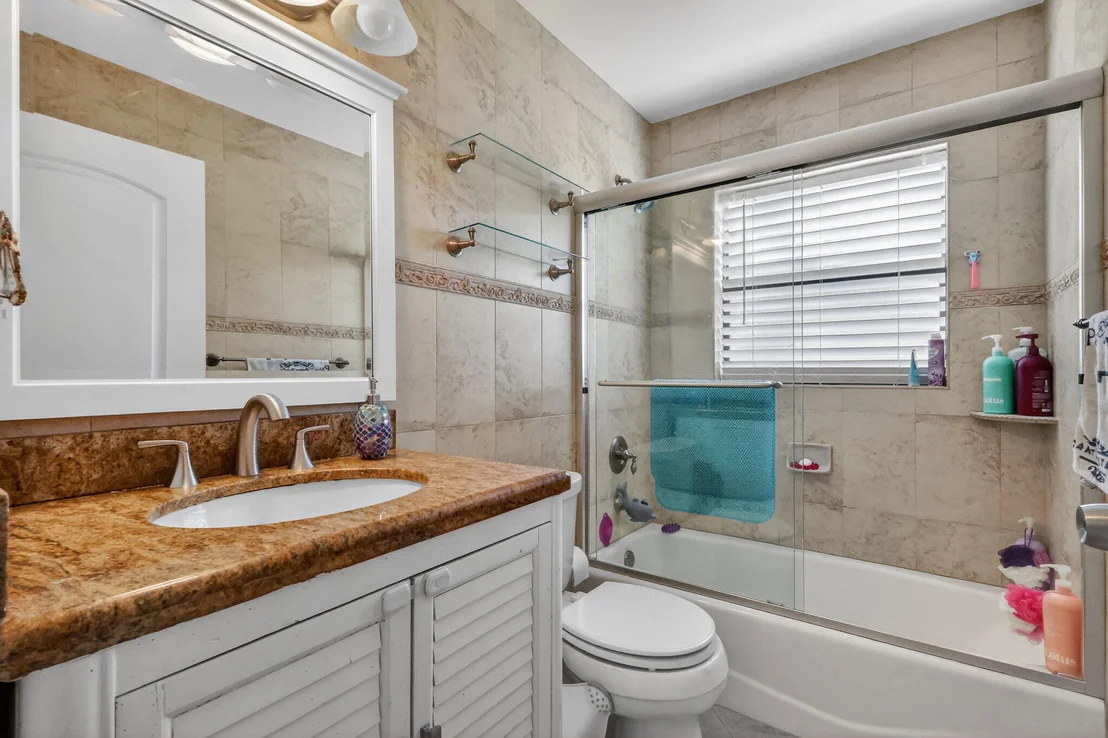 Photo of 5875 Sun Pointe Circle