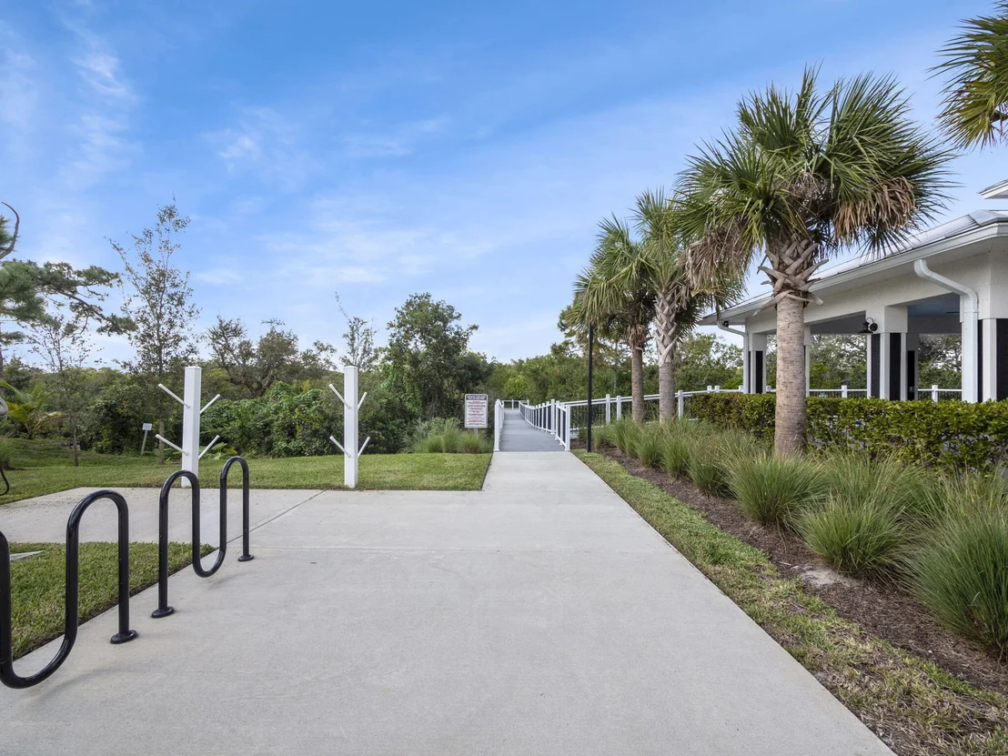 Photo of 708 SW Riverwatch Place