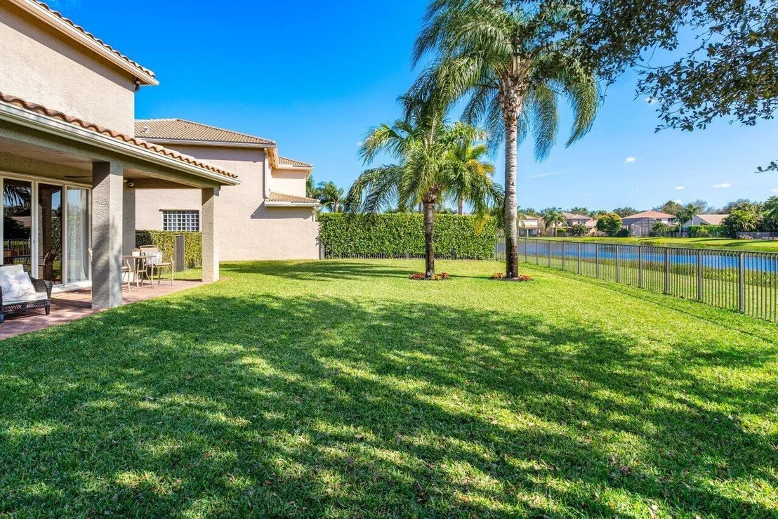 Photo of 8562 Shallowbrook Cove