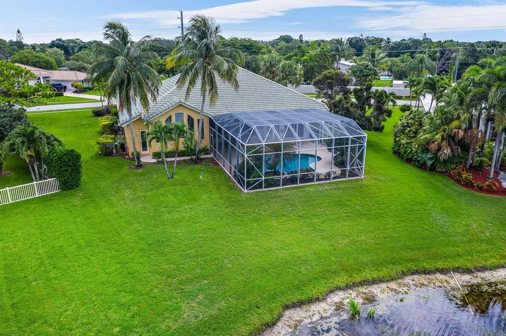 Photo of 18585 Lakeside Gardens Drive