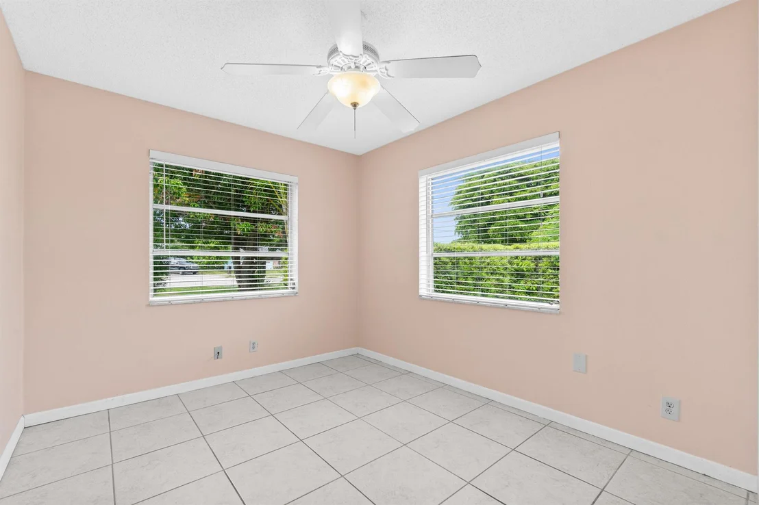 Photo of 2203 Campanelli Boulevard