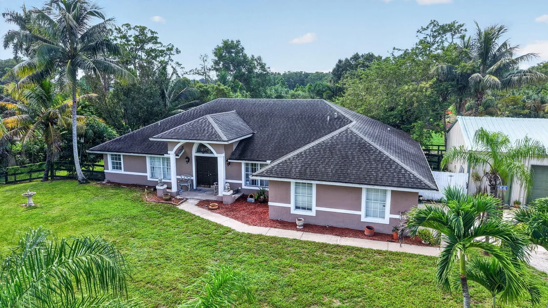 Photo of 10920 Barn Road
