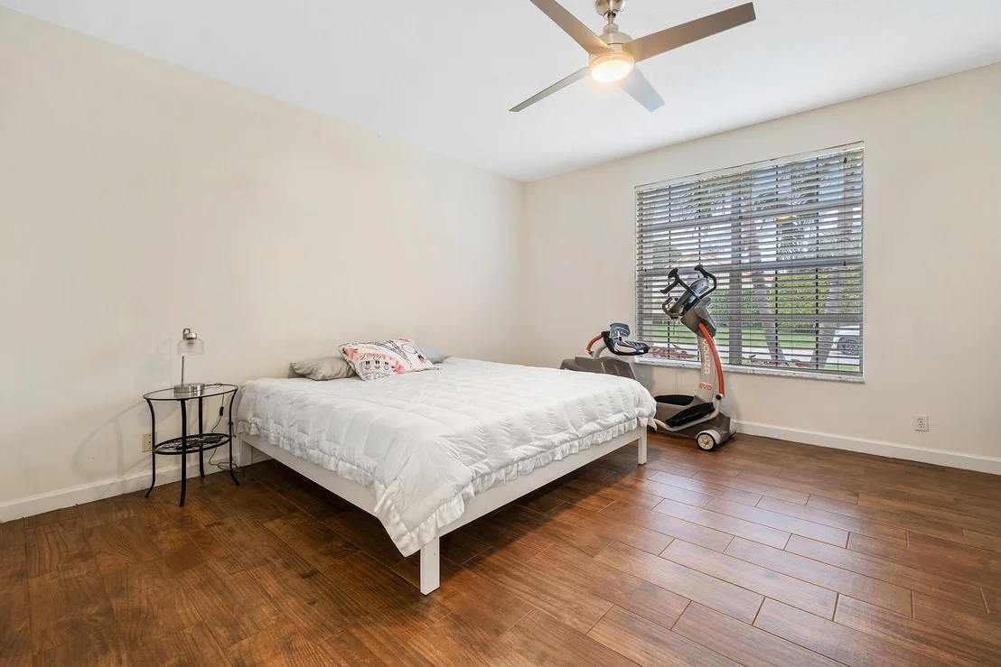 Photo of 7724 Dorchester Road