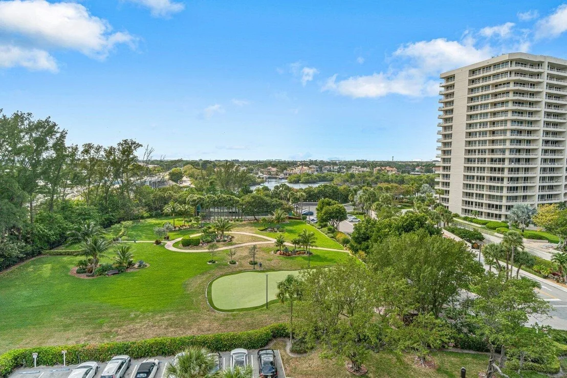 Photo of Unit B708 at 4001 N Ocean Boulevard