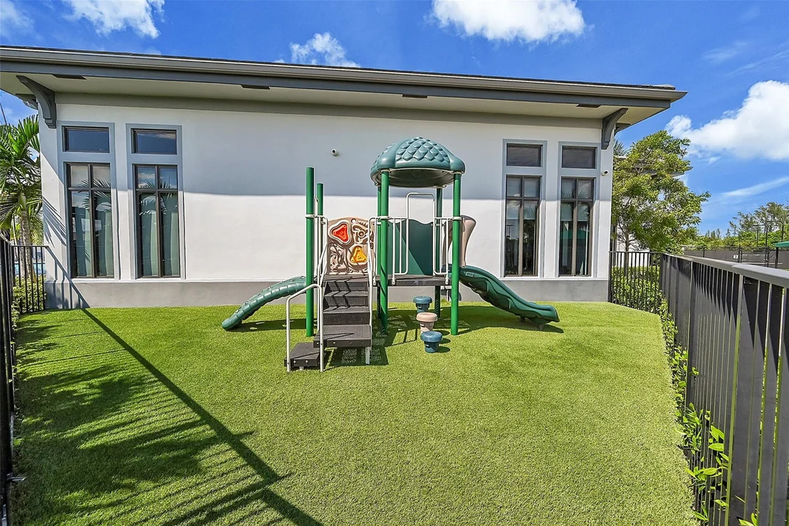 Photo of 8167 Juniper Drive