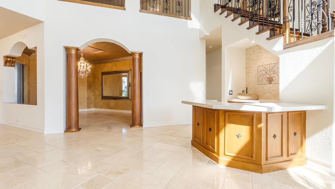 Photo of 17602 Middle Lake Drive