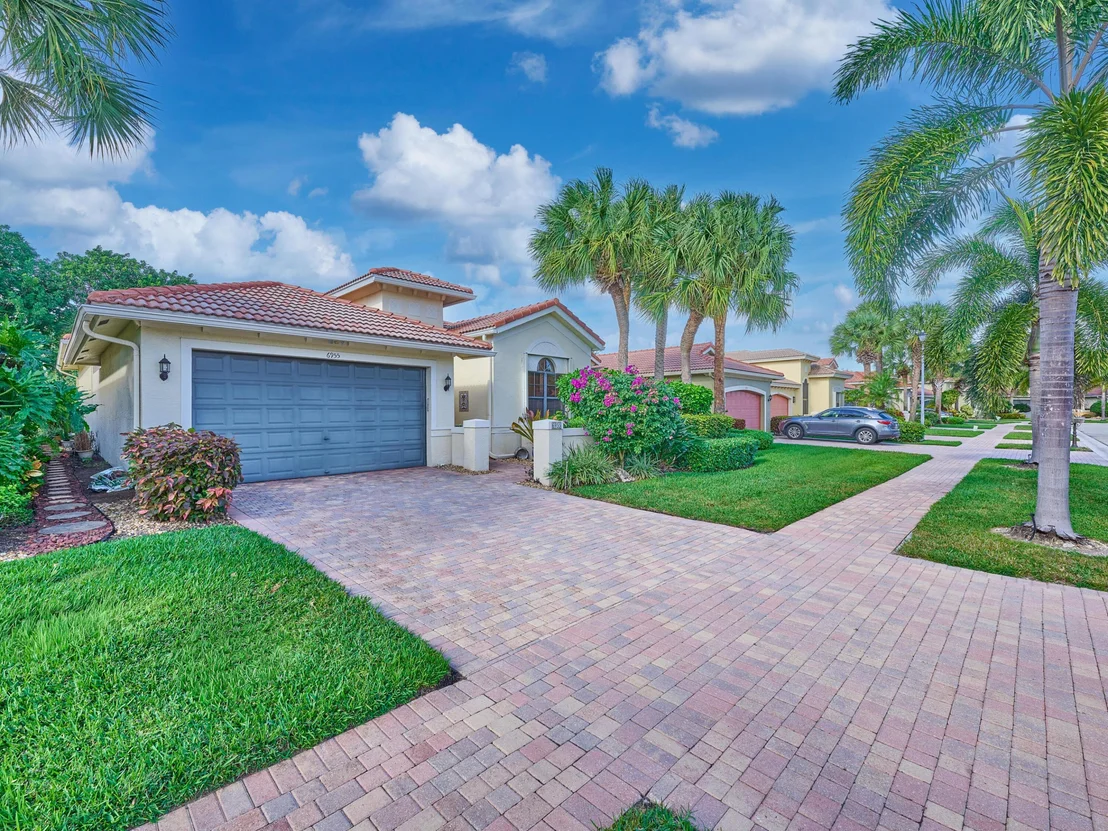 Photo of 6955 Fabiano Circle