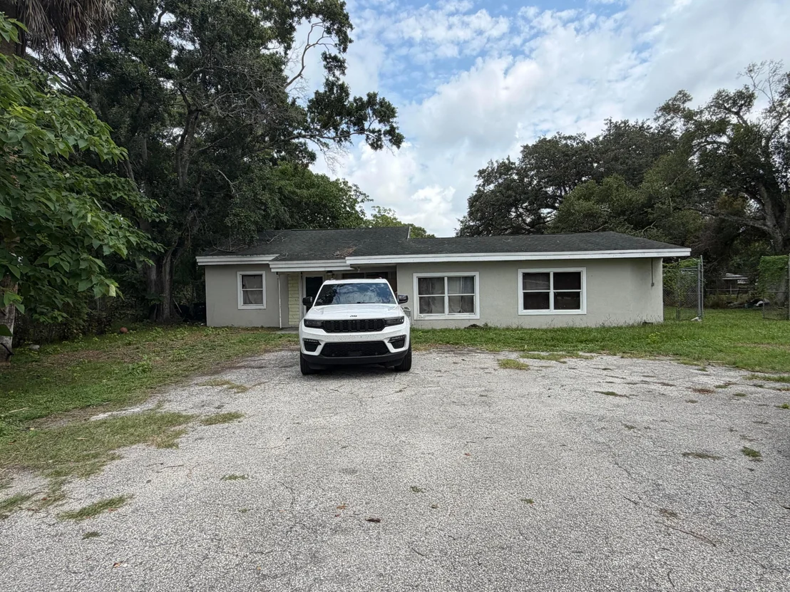 Photo of 1112 NW 2ND Street