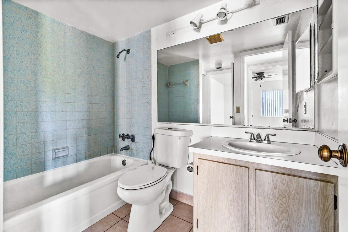 Photo of Unit A2 at 337 Knotty Pine Circle