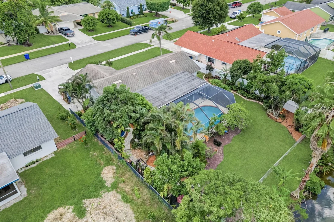 Photo of 128 Martin Circle