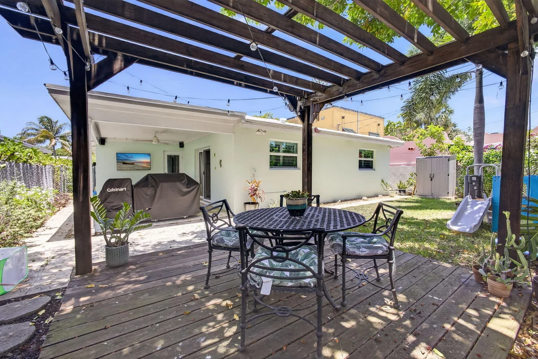 Photo of 213 Fordham Drive