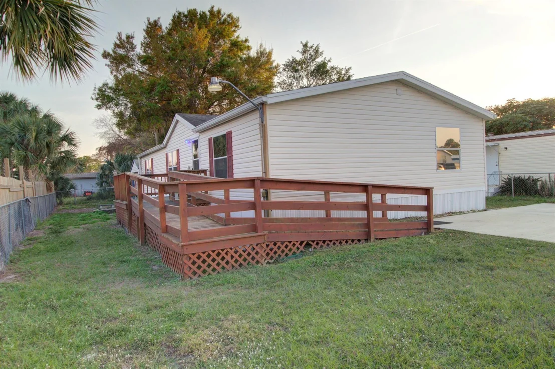 Photo of 3832 SE 25th Street
