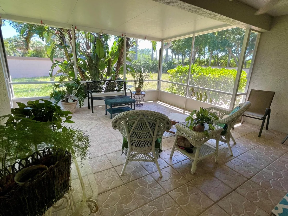 Photo of 10 Sausalito Drive