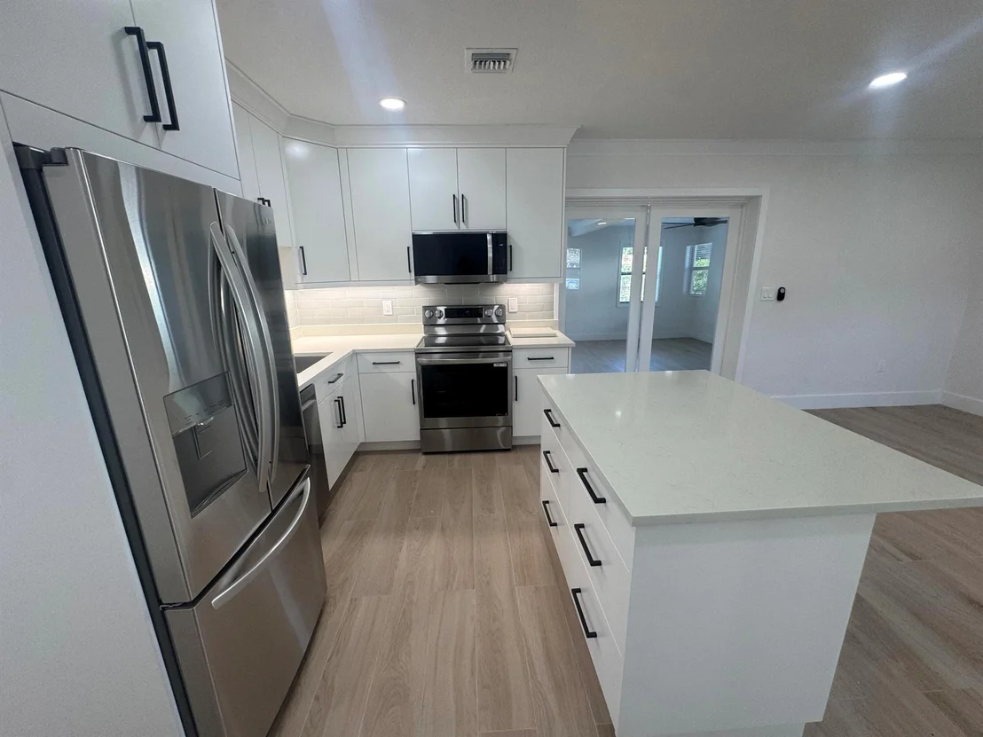 Photo of 3015 Robert Road