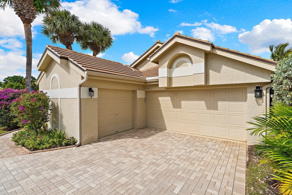 Photo of 3861 Shearwater Drive