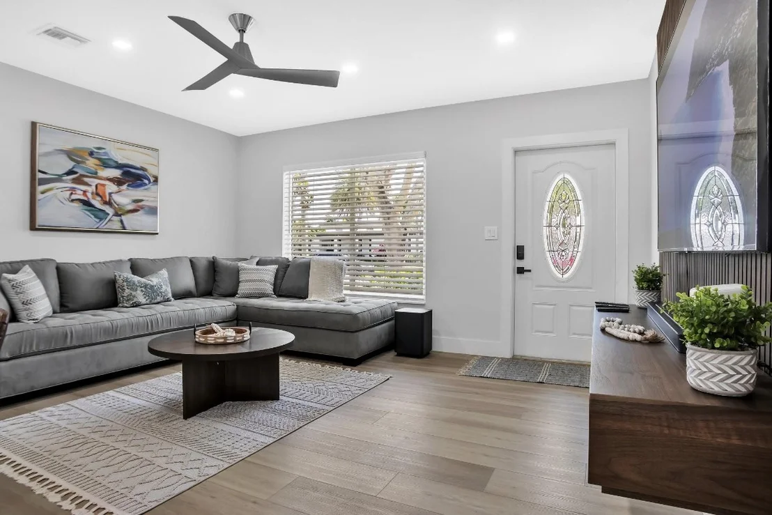 Photo of 421 SE 14th Avenue