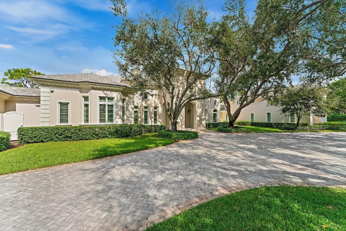 Photo of 124 Bears Club Drive