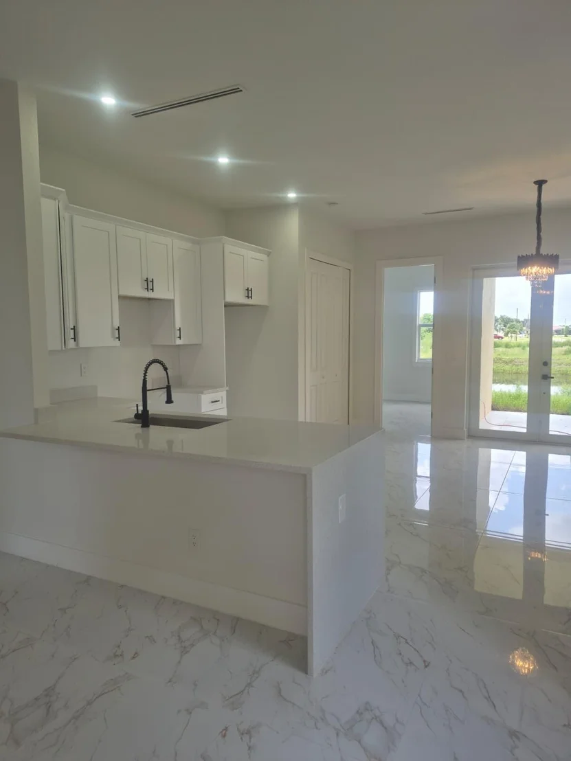 Photo of 546 Pachman Circle