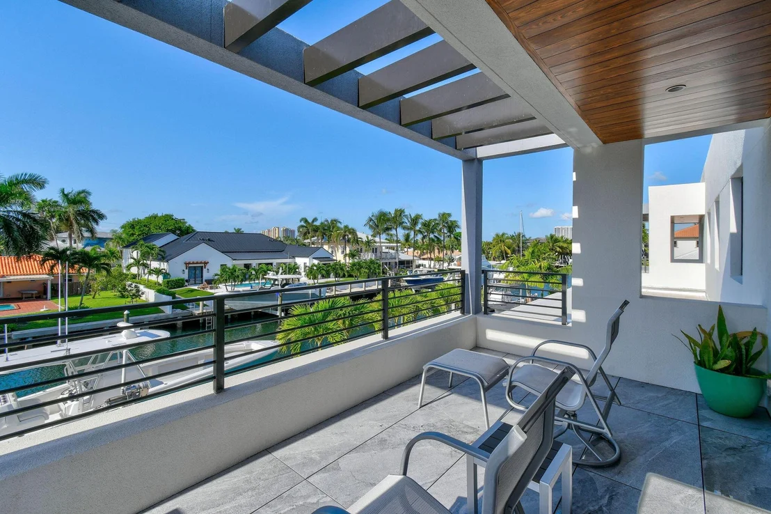 Photo of 1091 Gulfstream Way