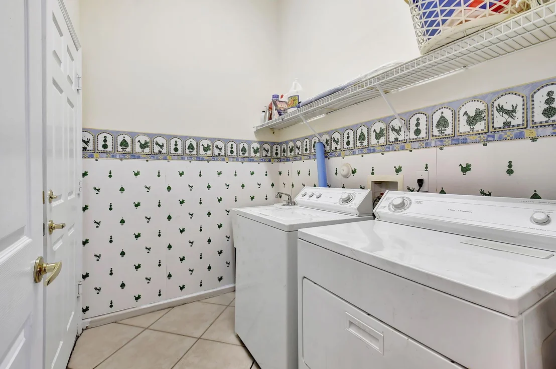 Photo of 7064 Demedici Circle