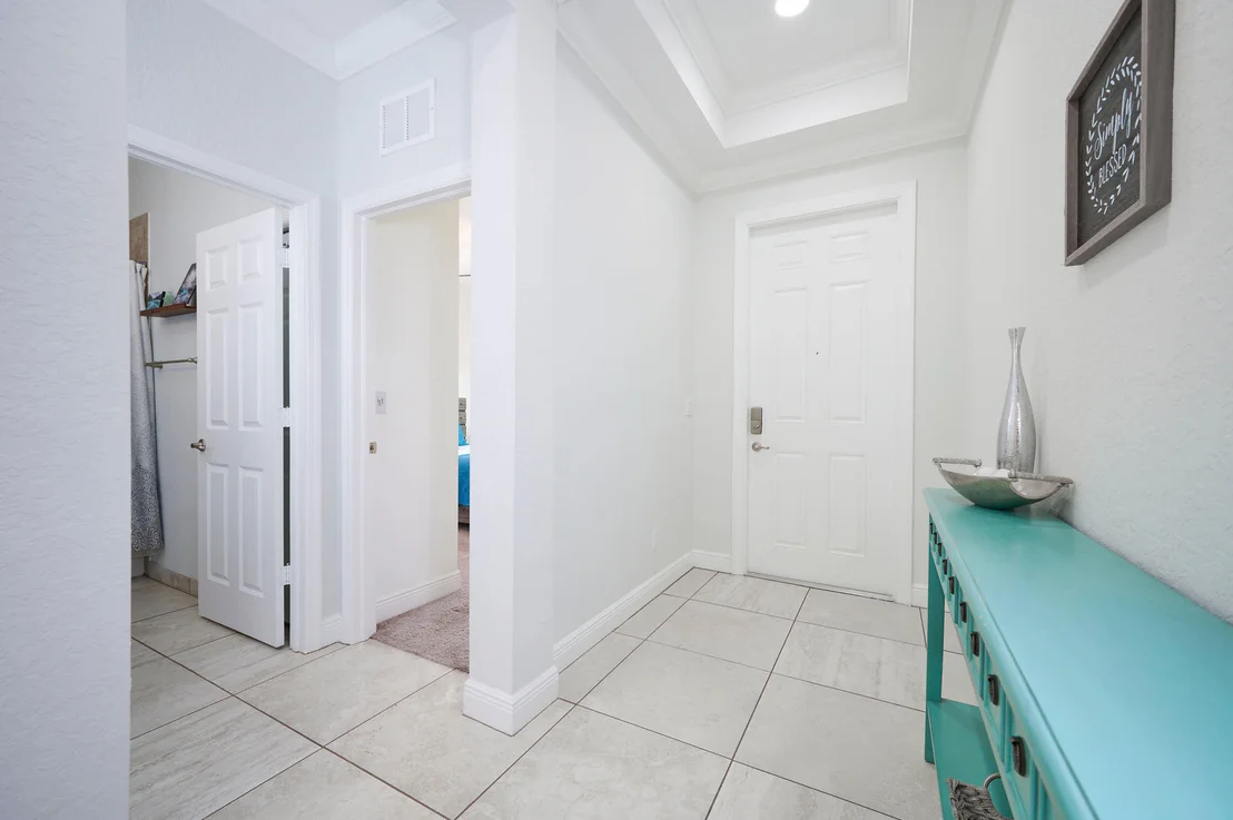 Photo of 1785 Willows Square