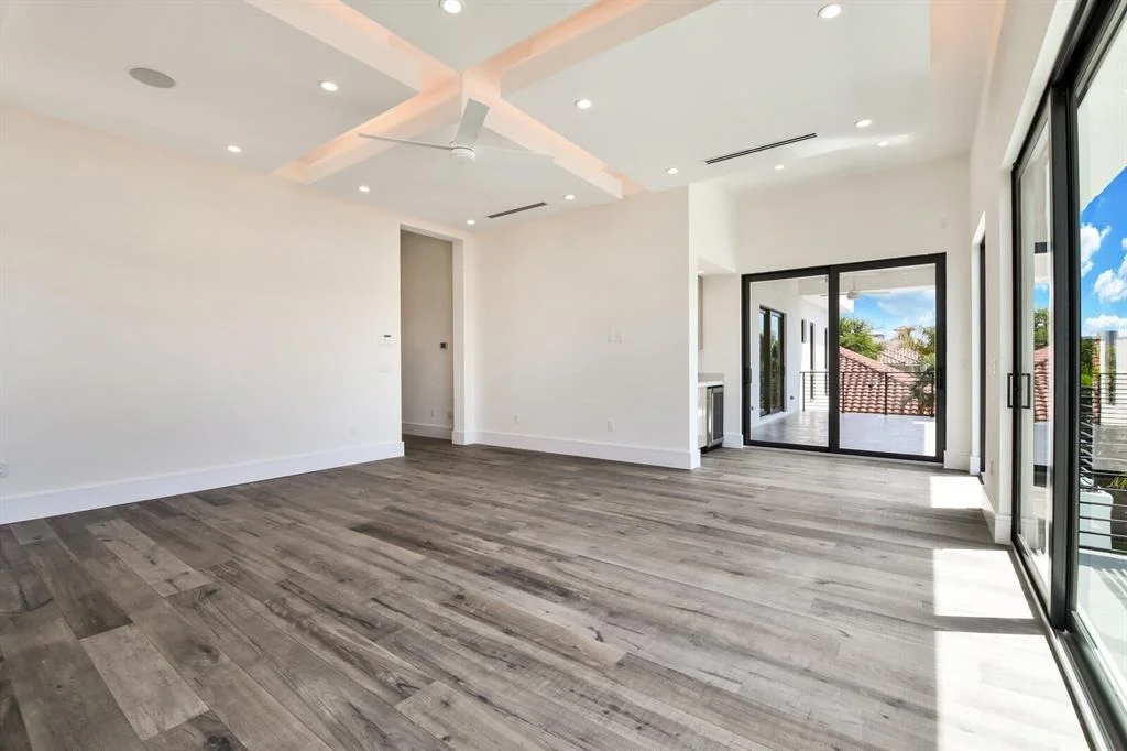 Photo of 960 Banyan Drive