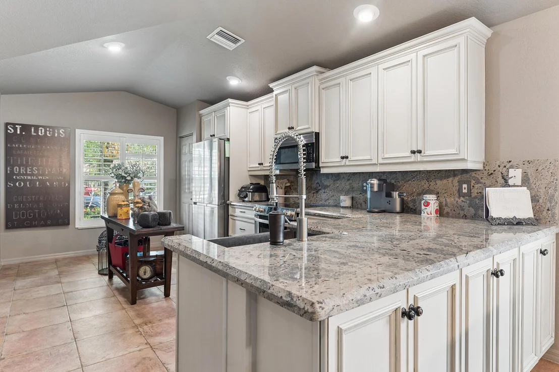 Photo of 5318 VERNIO Lane