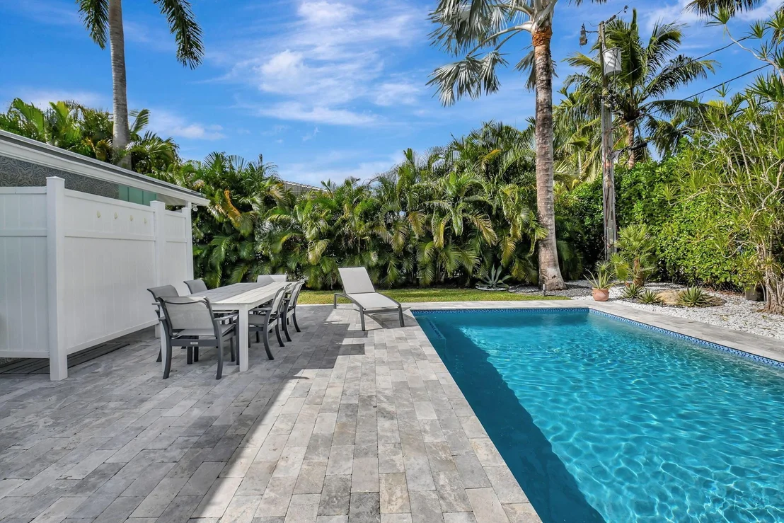 Photo of 715 Sunshine Drive