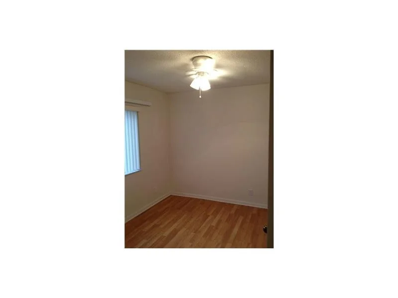 Photo of 1169 Alexander Bend