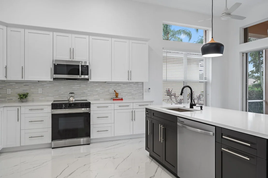 Photo of 7133 Veneto Drive