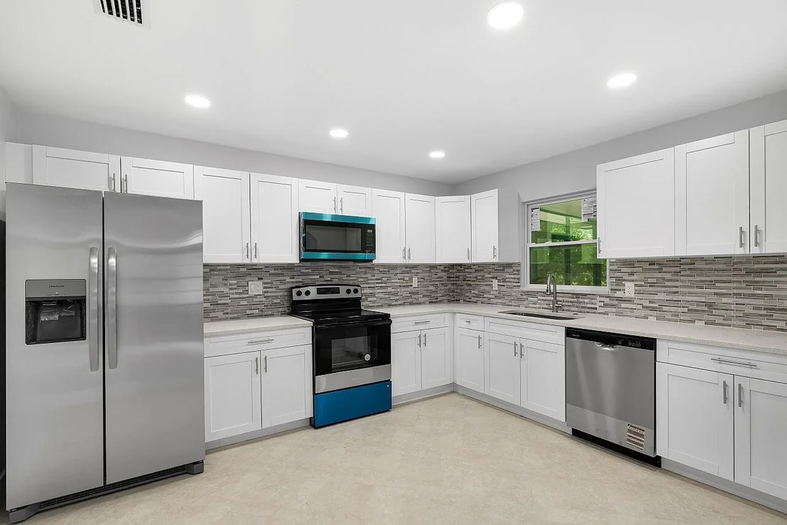 Photo of 10 47th Avenue
