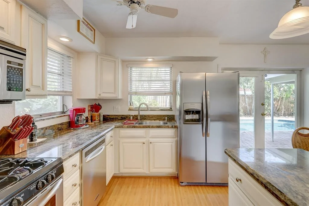 Photo of 480 SE 1st Avenue