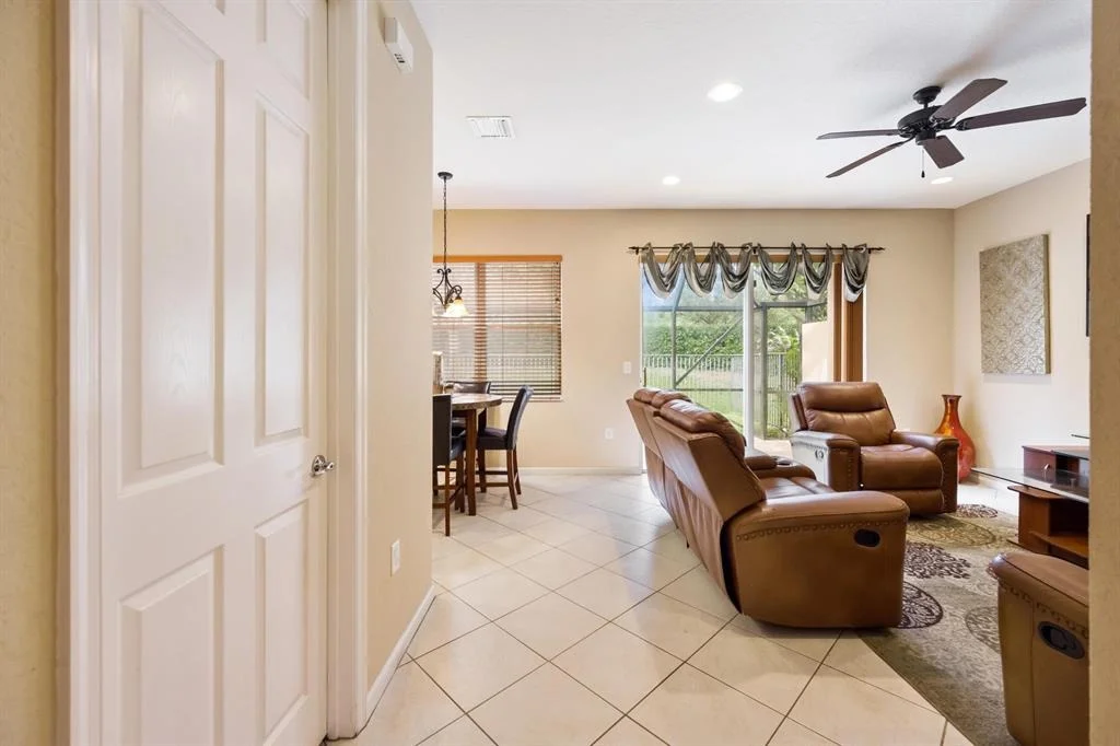 Photo of 10579 Cocobolo Way