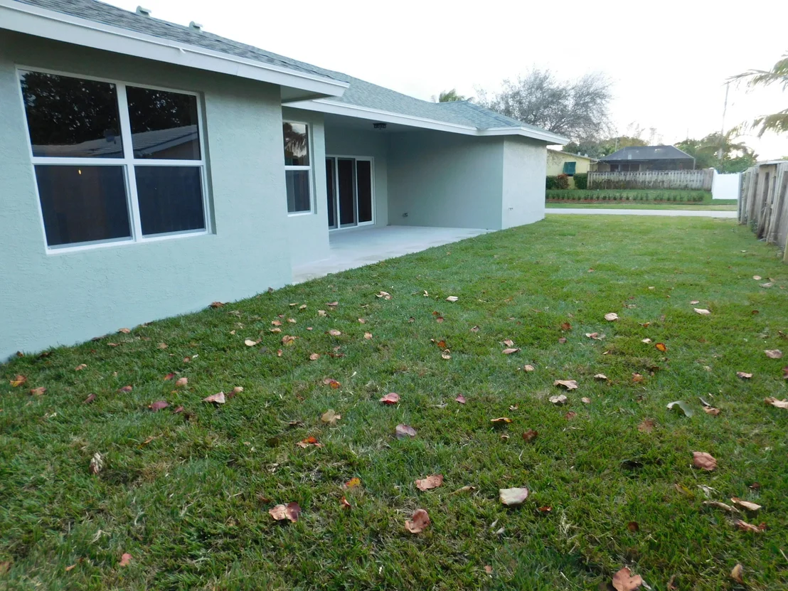 Photo of 437 Ebbtide Drive