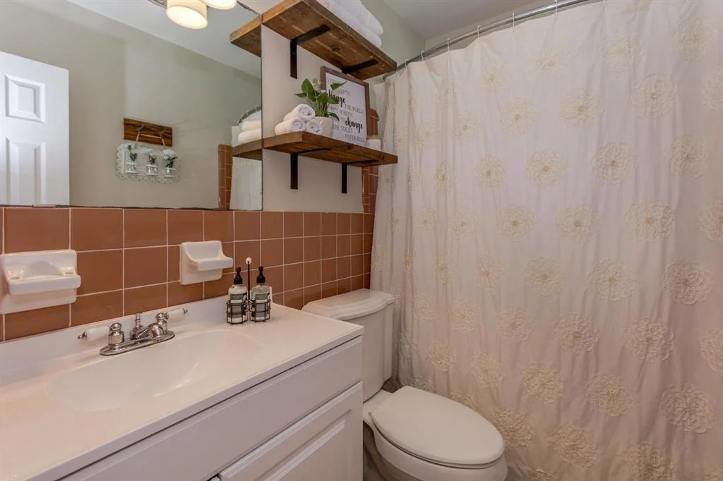 Photo of 409 Westwind Drive
