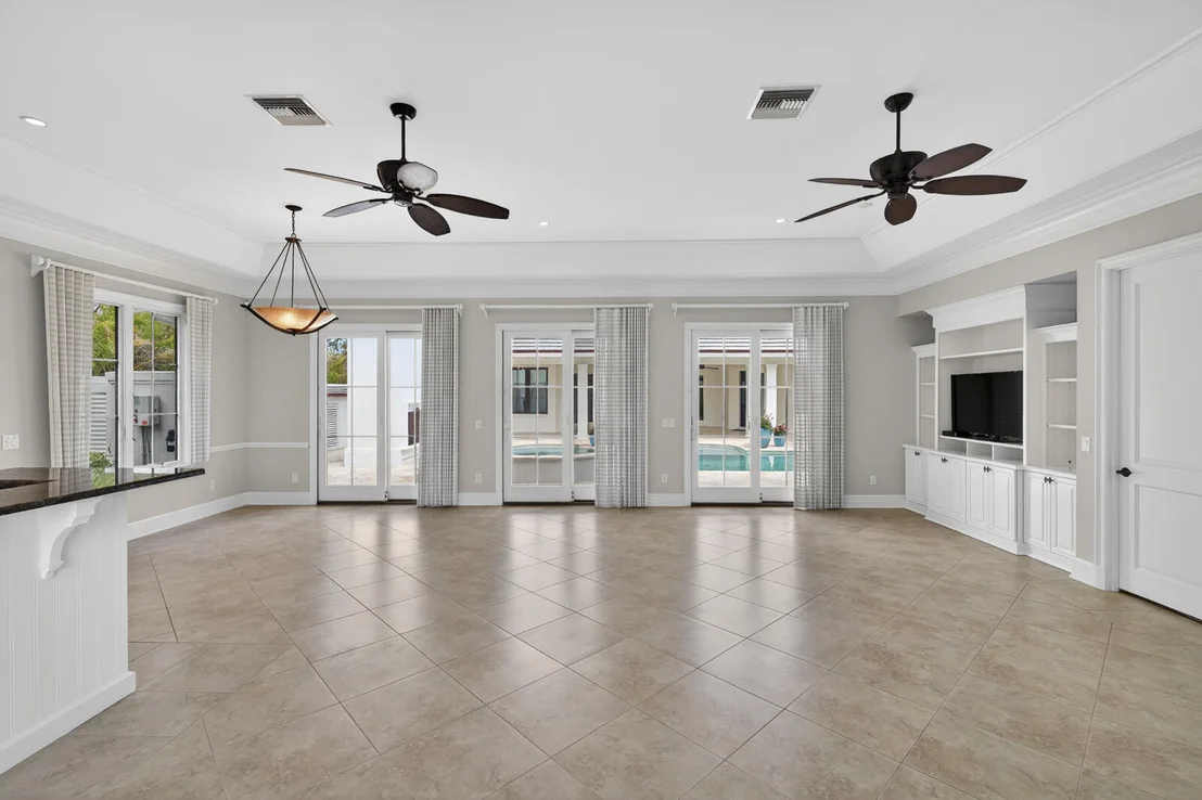 Photo of 544 Live Oak Road