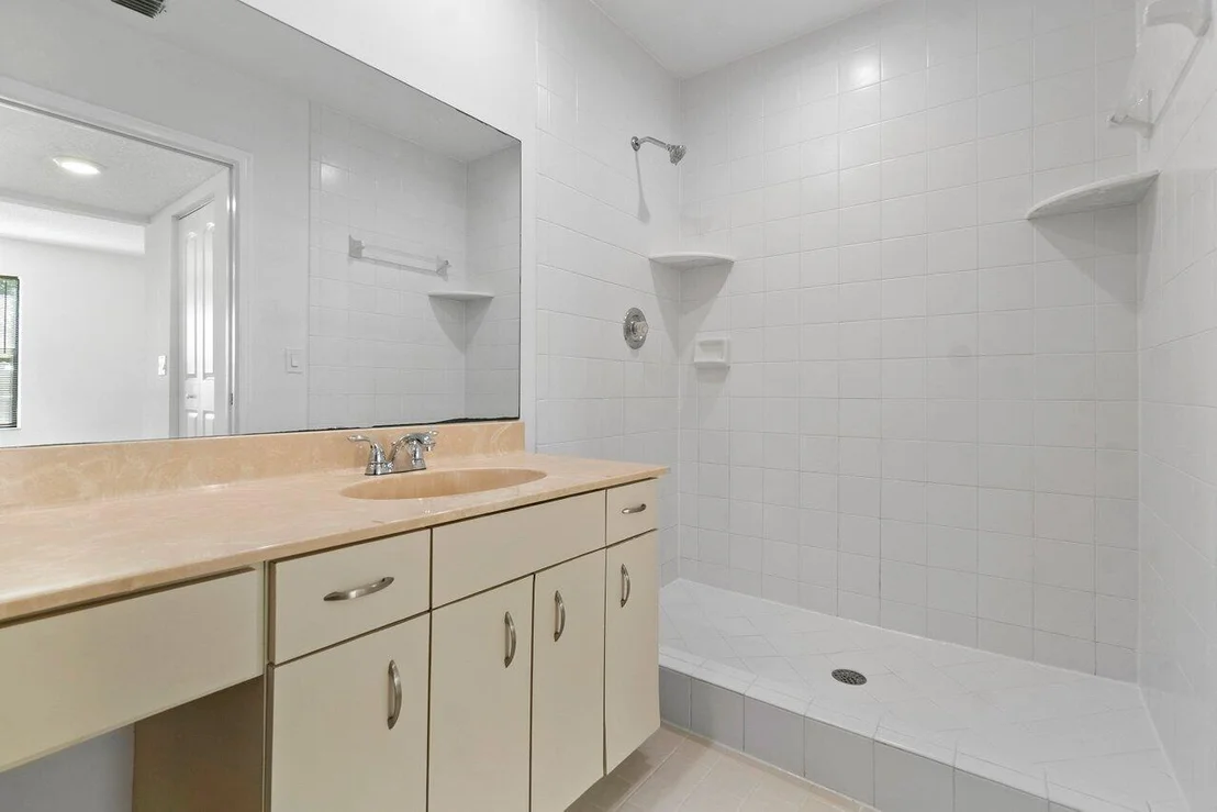 Photo of 98 Azalea Circle