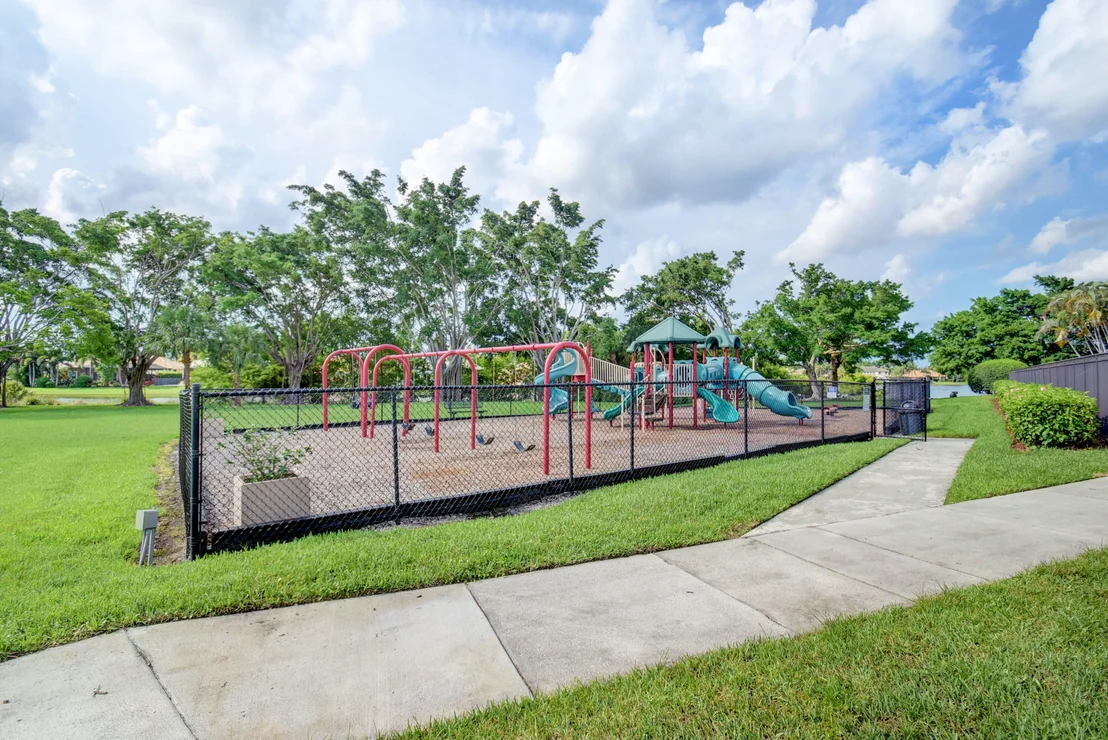 Photo of 12342 Cascades Pointe Drive