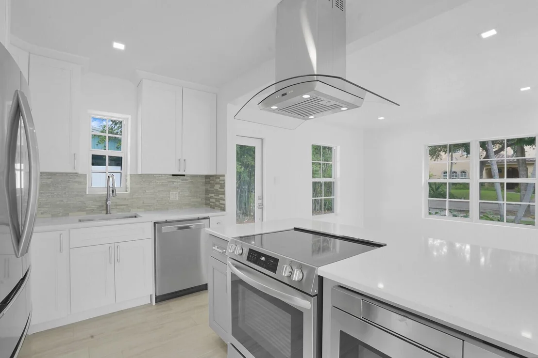 Photo of 826 Sunset Road