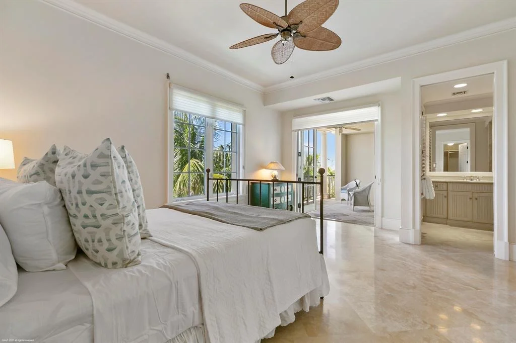 Photo of Unit 302 at 20 Beachside Drive