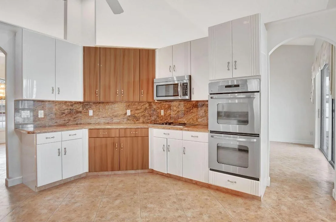 Photo of 18570 Serena Pointe Lane