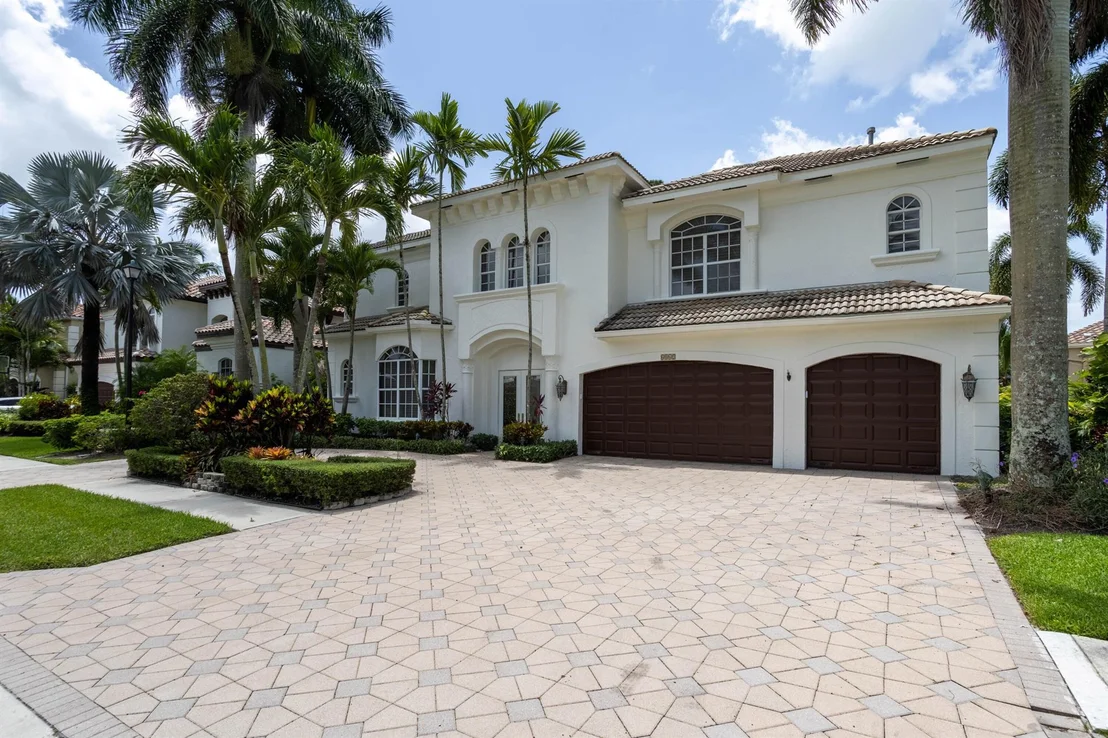 Photo of 6862 Royal Orchid Circle